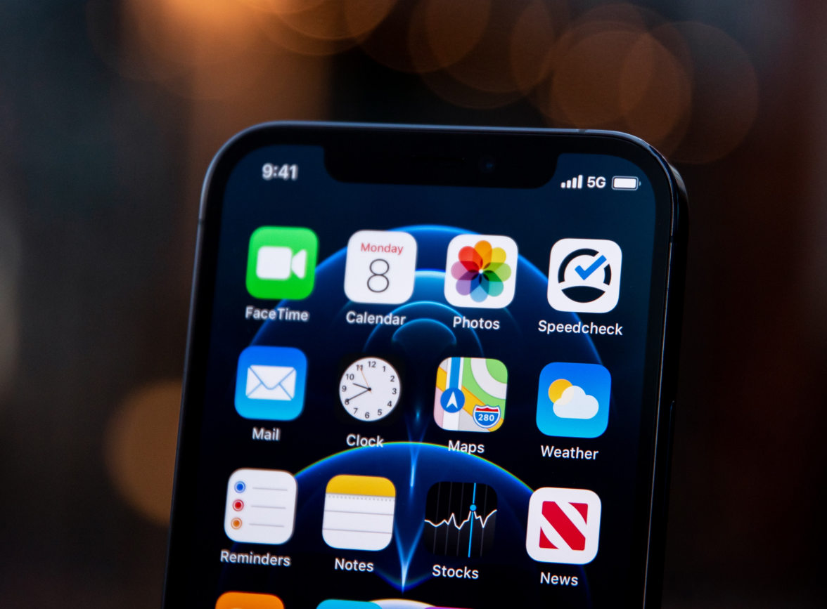 临沧苹果手机维修分享为什么 iPhone 12 在冬季会自动关机 
