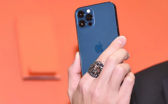 临沧苹果手机维修分享iPhone12系列重启方法教程 